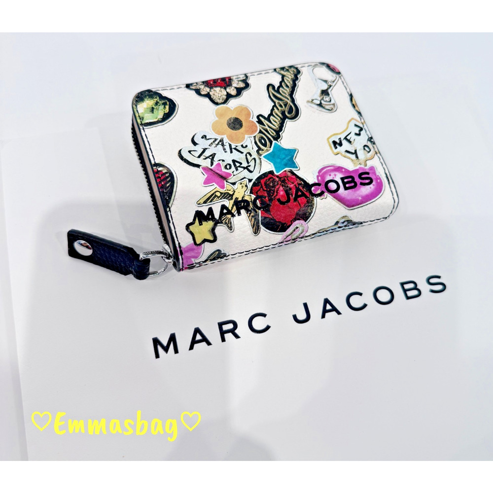 Marc Jacobs Printed Mini Compact Wallet Pebbled Leather White Multi